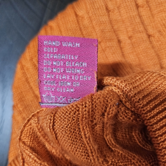 Duck & Hyde Womens Lightweight Crewneck Pullover Sweater Orange Size Medium - Picture 3 of 6